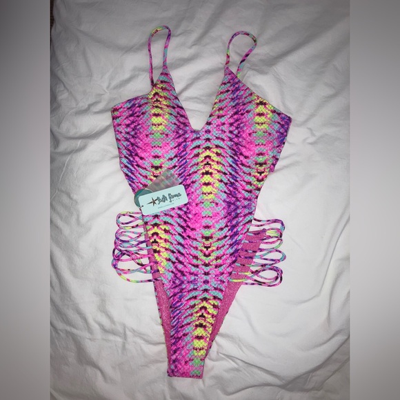 LULI FAMA MIAMI NWT - Picture 5 of 8